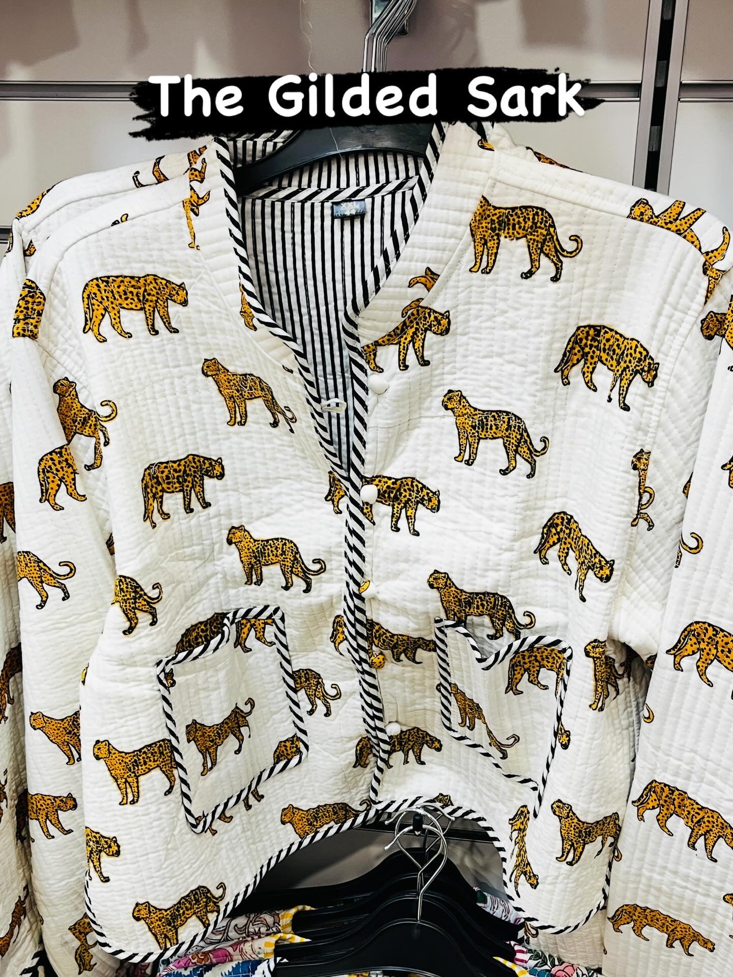 Reversible Croptop Cheetah Jacket