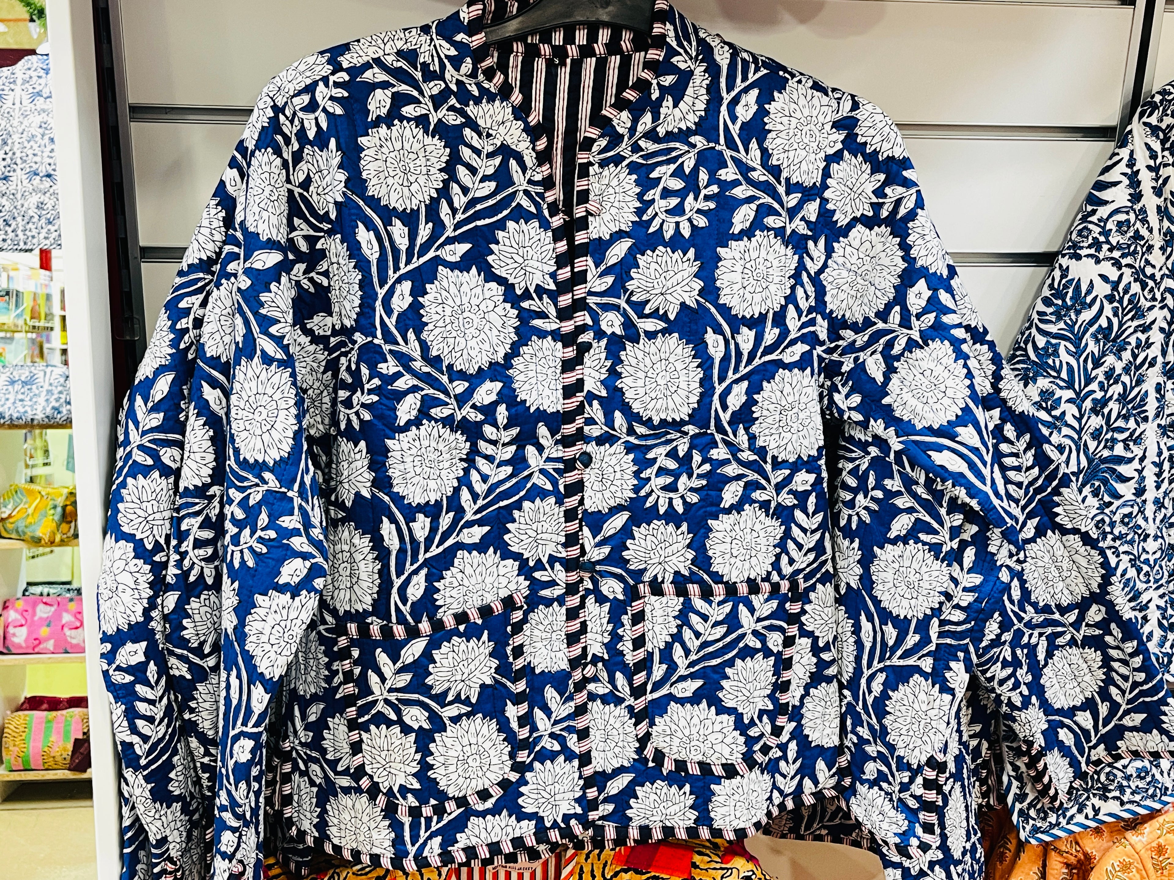 Reversible Croptop Jackets Blue Floral - The Gilded Sark