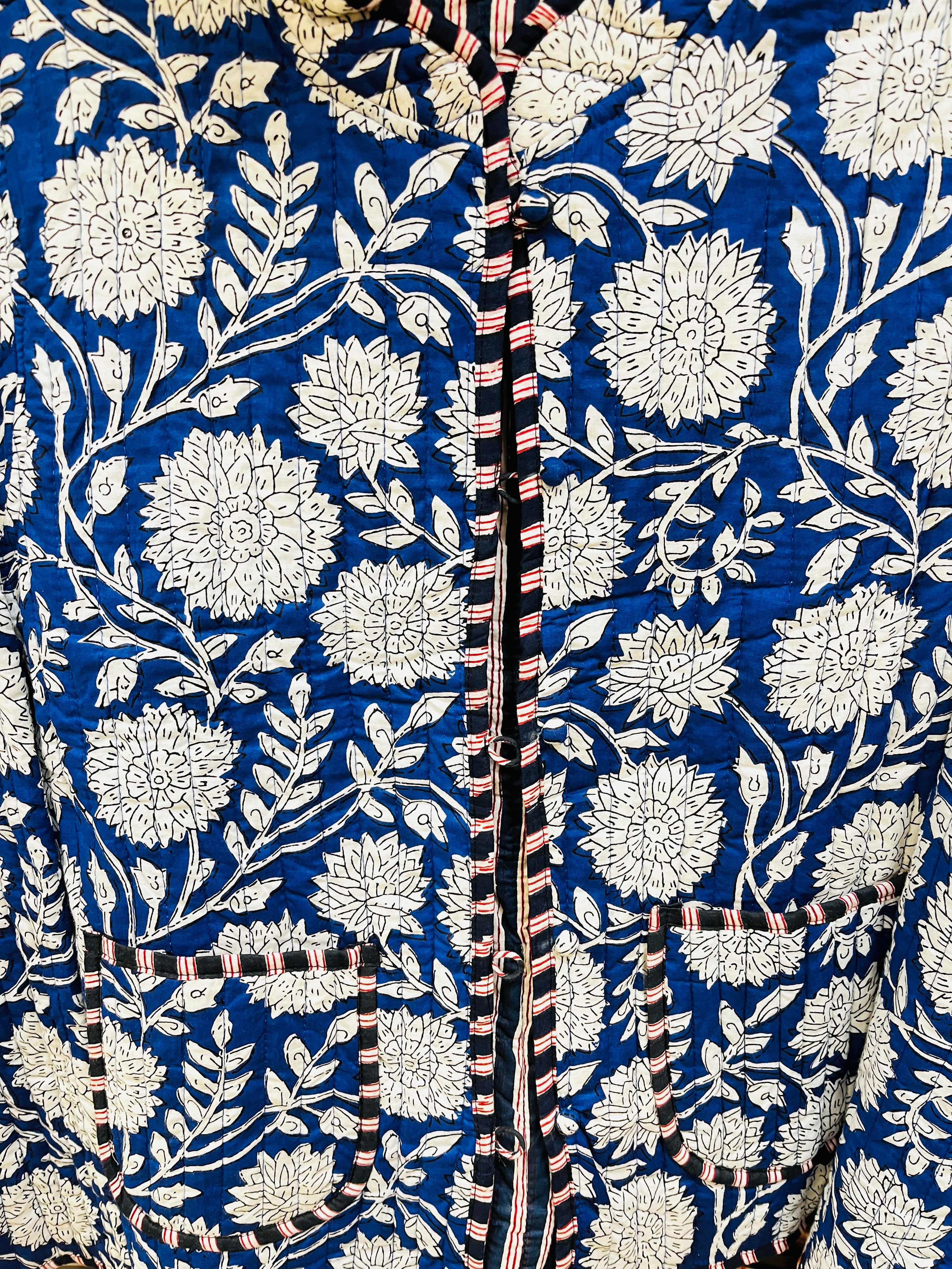 Reversible Croptop Jackets Blue Floral - The Gilded Sark