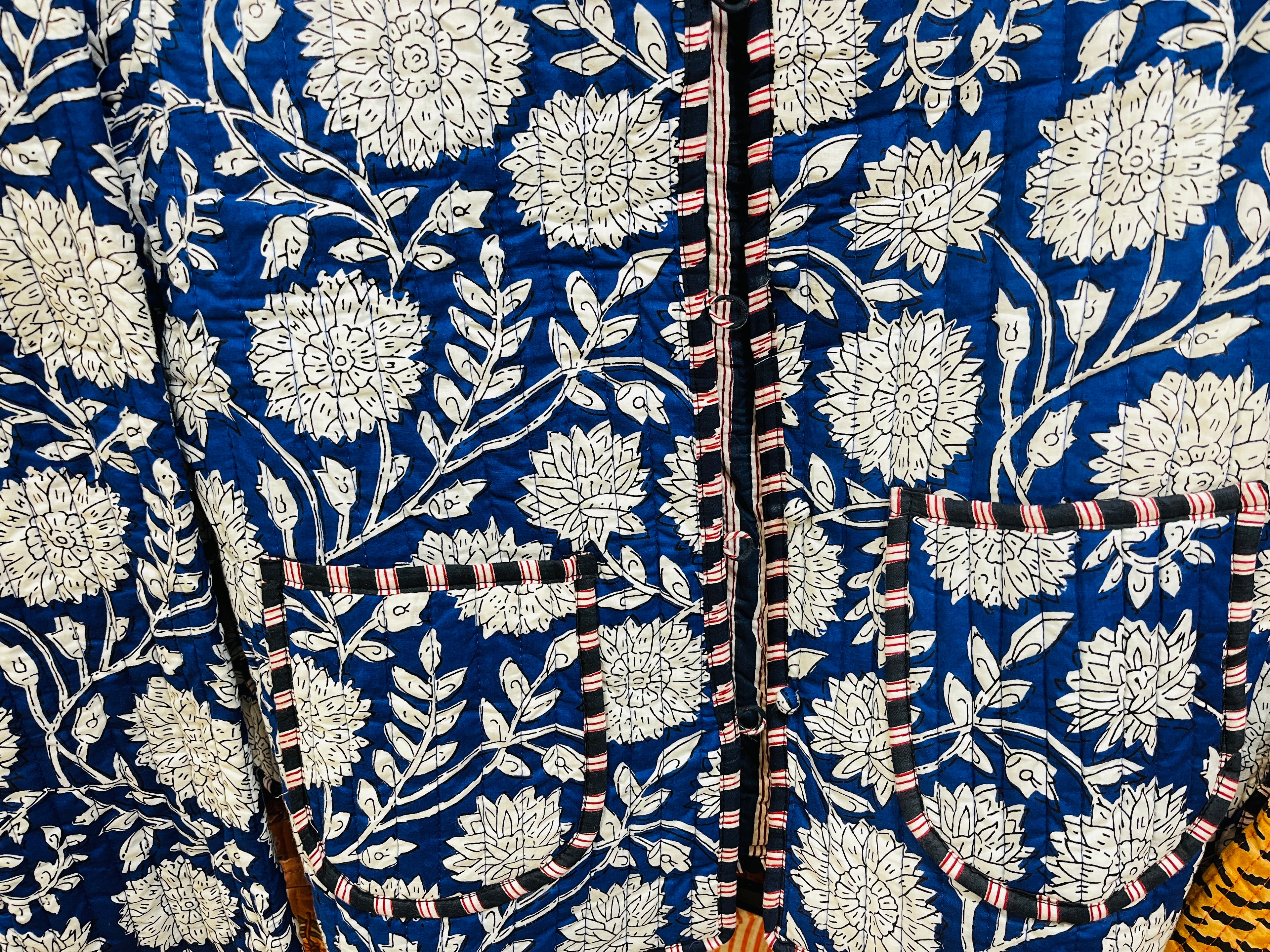 Reversible Croptop Jackets Blue Floral - The Gilded Sark