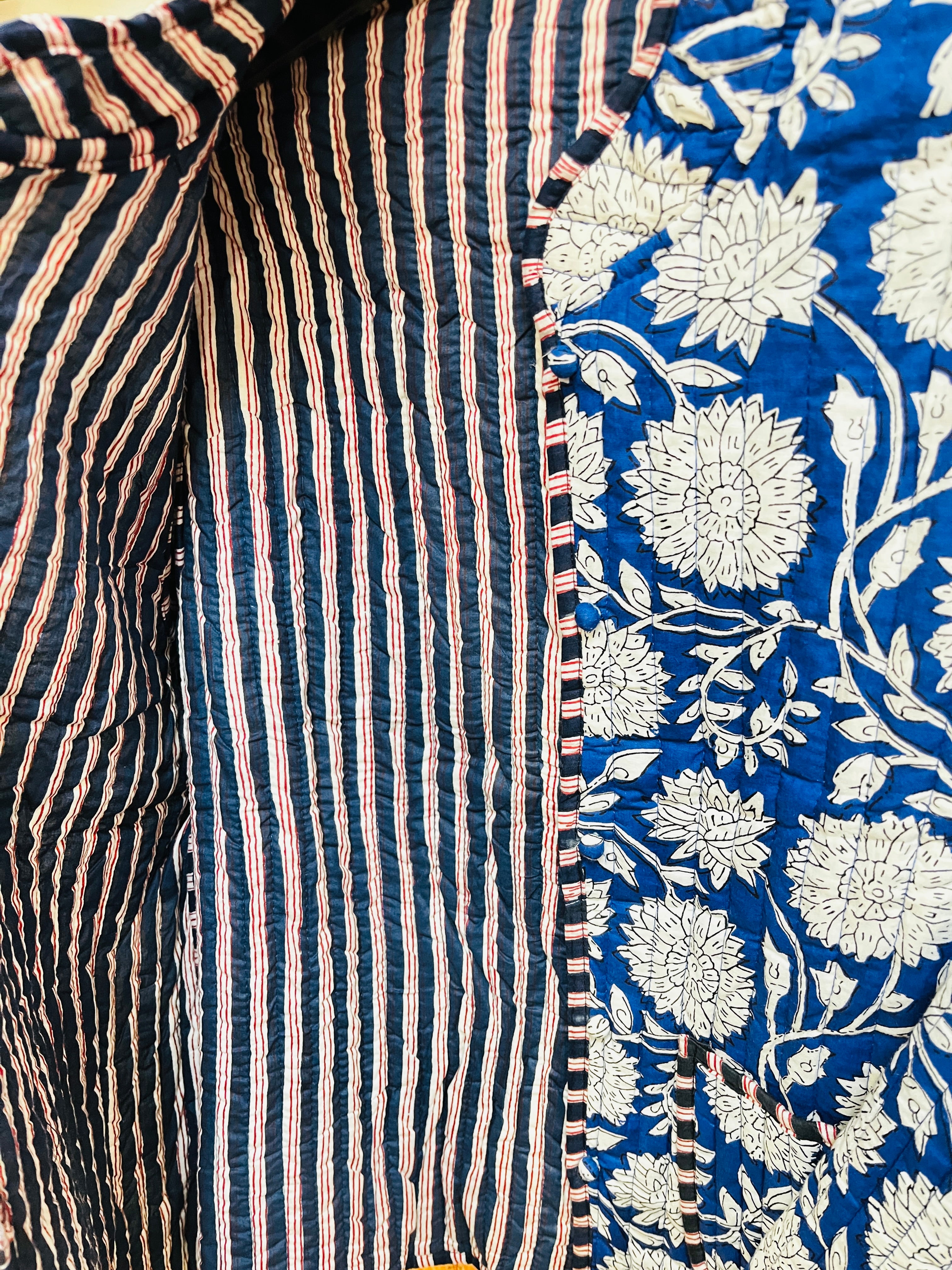 Reversible Croptop Jackets Blue Floral - The Gilded Sark