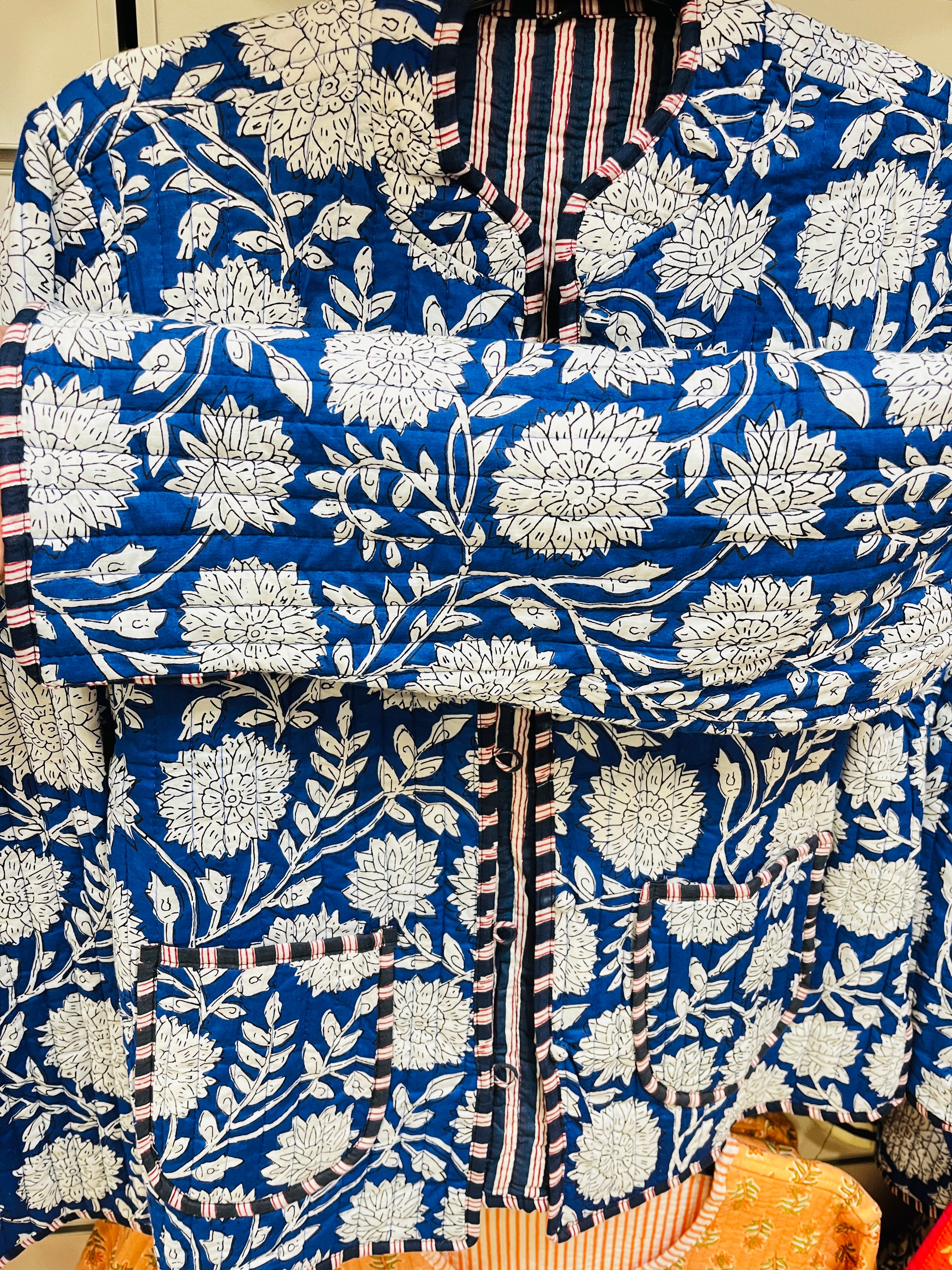 Reversible Croptop Jackets Blue Floral - The Gilded Sark